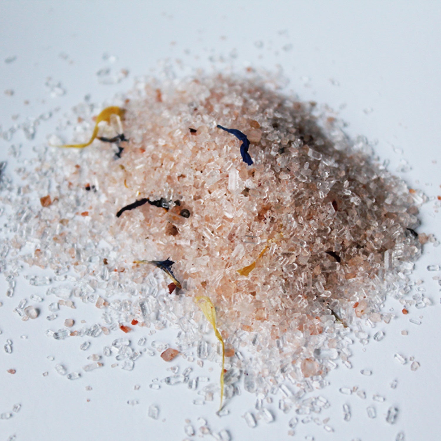 New White Tea & Ginger Bath Salt Dot & Lil