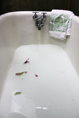 lavender & hibiscus milk bath