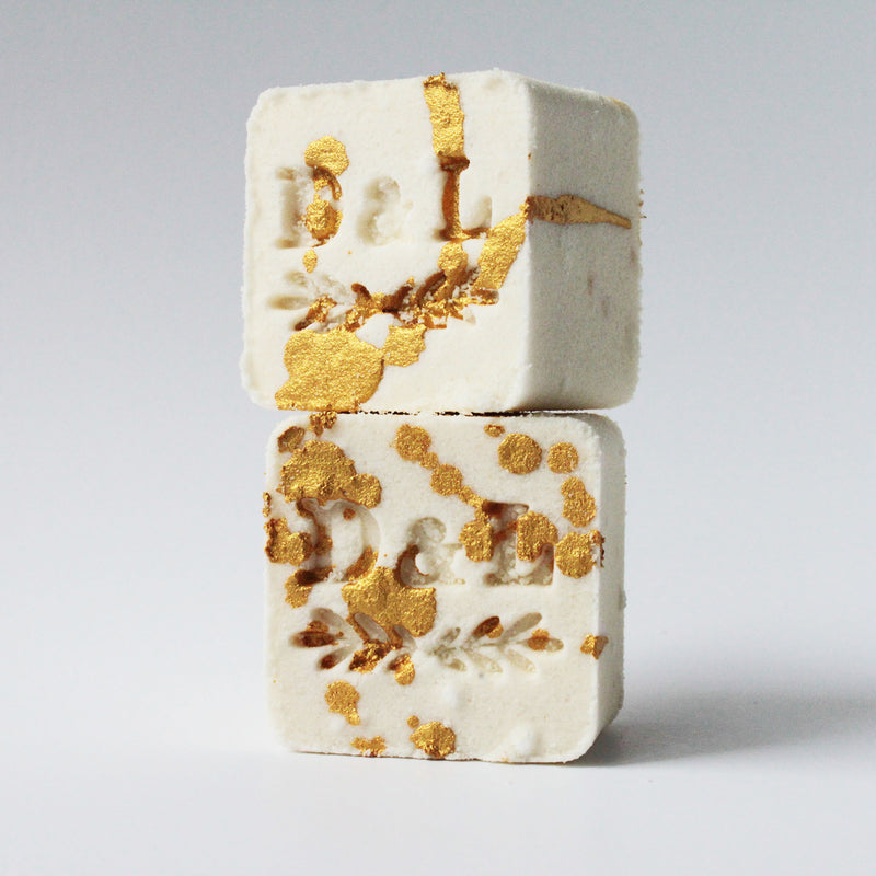 sugar & spice sparkling milk bath cube
